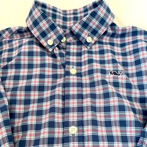 Elegant and super confortable shirt! Amazon fabric!